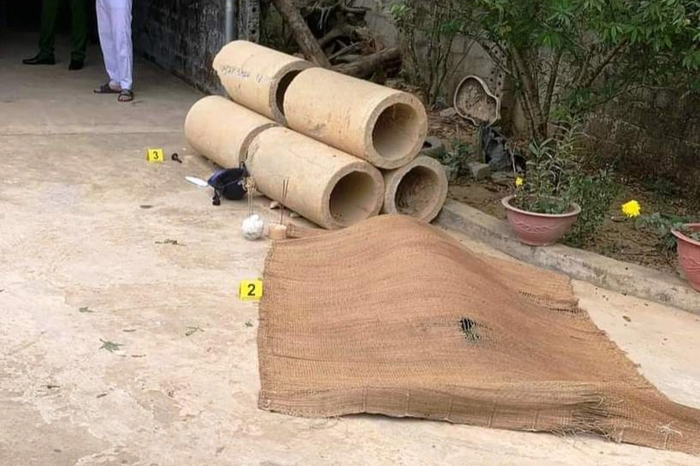 Em họ dùng điếu cày đánh anh tử vong - 1 Em họ dùng điếu cày đánh anh tử vong - 1