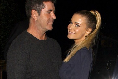 Simon Cowell “mất” người đẹp sexy vì gái có chồng