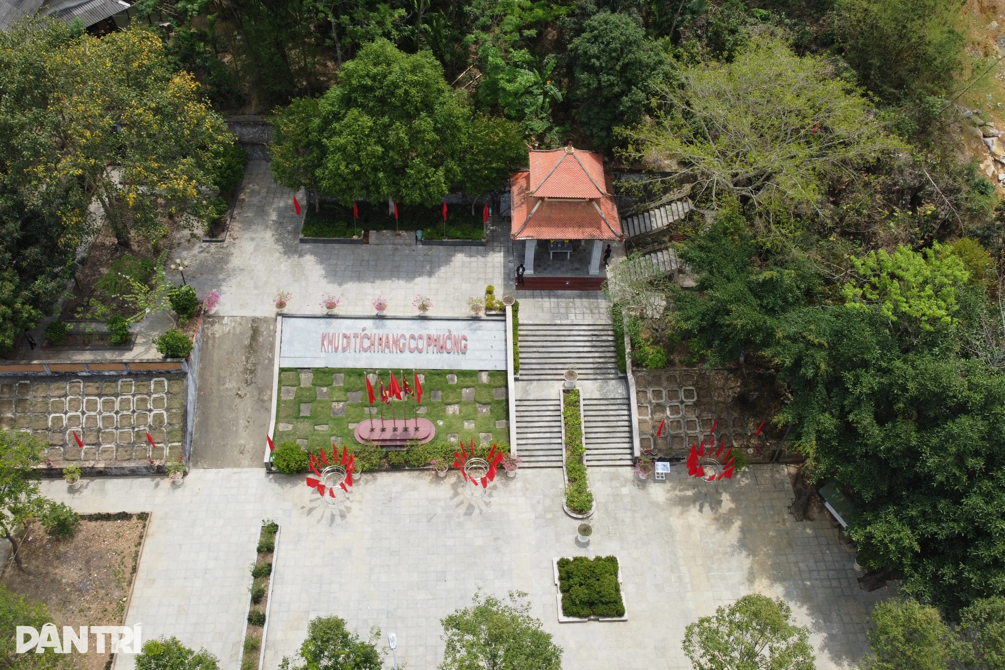Nữ dân công duy nhất sống sót kể lại trận bom vùi lấp 11 người trong hang - 3 Nữ dân công duy nhất sống sót kể lại trận bom vùi lấp 11 người trong hang - 3