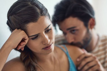 Bạn gái đang thay lòng đổi dạ, tôi không biết phải giữ cô ấy cách nào