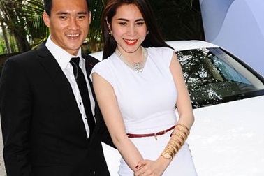Thủy Tiên mượn chồng con hâm nóng ngày về với showbiz