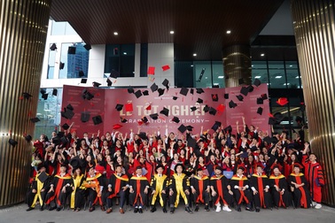 Học MBA theo phong cách tinh hoa giáo dục