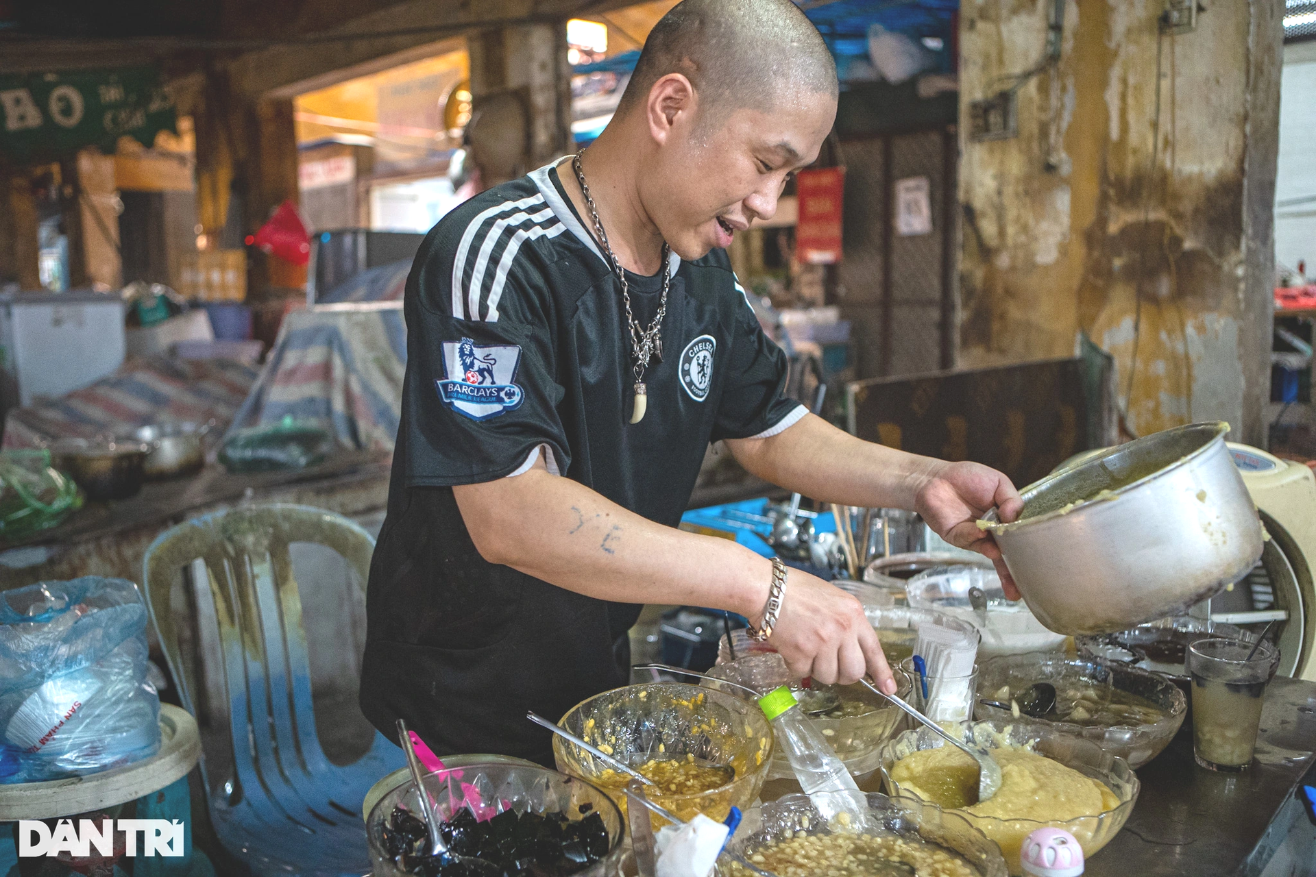 Quán chè Nguyệt thảo mai ăn trốn người yêu bỗng sốt trở lại sau 22 năm - 6 Quán chè Nguyệt thảo mai ăn trốn người yêu bỗng sốt trở lại sau 22 năm - 6