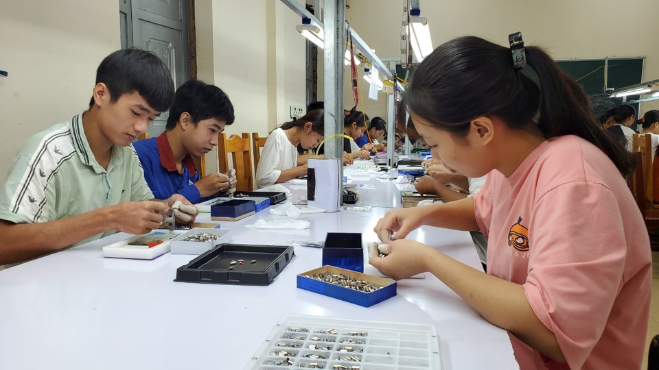 Hà Nội: Cuối năm nhu cầu tuyển lao động thời vụ tăng cao - 1 Hà Nội: Cuối năm nhu cầu tuyển lao động thời vụ tăng cao - 1
