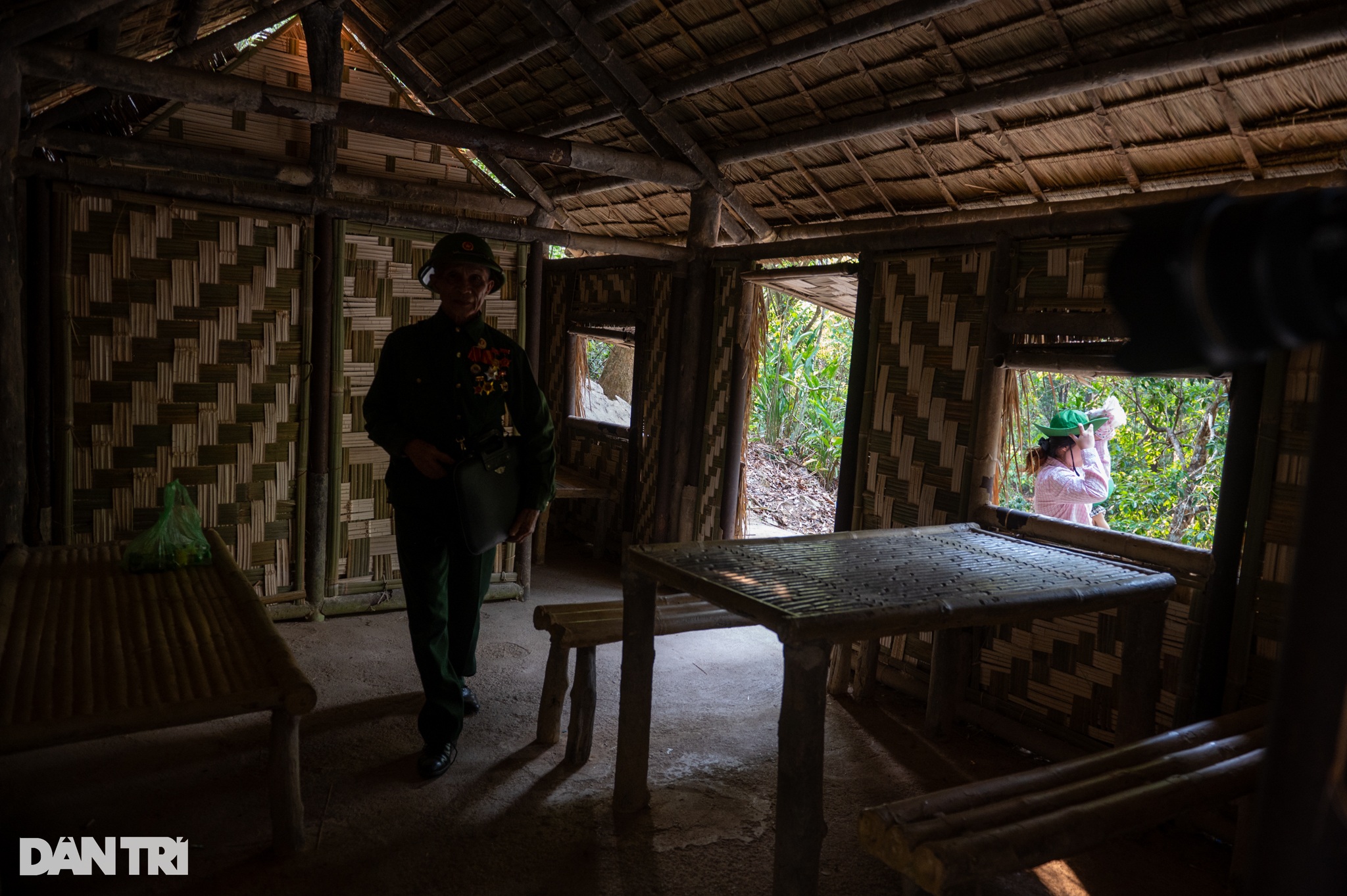 View - Sở chỉ huy chiến dịch Điện Biên Phủ ẩn sâu trong rừng xanh Mường Phăng | Báo Dân trí