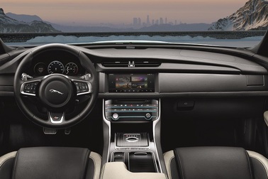 10 lý do khiến Jaguar XF là mẫu xe đáng để mua