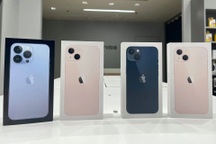 Giá iPhone 13 xách tay lao dốc trước ngày hàng chính hãng mở bán