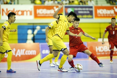 Thắng đậm Brunei, đội tuyển futsal Việt Nam vào bán kết giải futsal Đông Nam Á HDBank Cup 2017