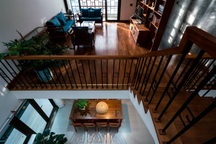 Gia đình ở Sài Gòn làm nội thất “cổ” cho căn biệt thự hiện đại