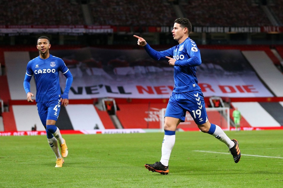 Công làm thủ phá, Man Utd đau đớn tuột chiến thắng trước Everton - 12 Công làm thủ phá, Man Utd đau đớn tuột chiến thắng trước Everton - 12