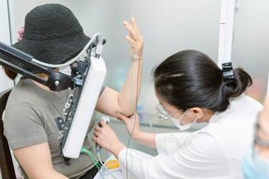 Bệnh lý thần kinh cơ gây nhiều triệu chứng phức tạp, chẩn đoán thế nào?