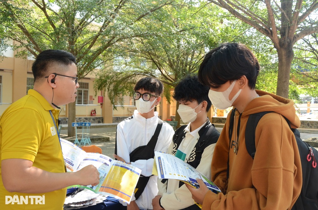 Những trường đại học đầu tiên công bố điểm sàn đánh giá năng lực năm 2023 - 2 Những trường đại học đầu tiên công bố điểm sàn đánh giá năng lực năm 2023 - 2