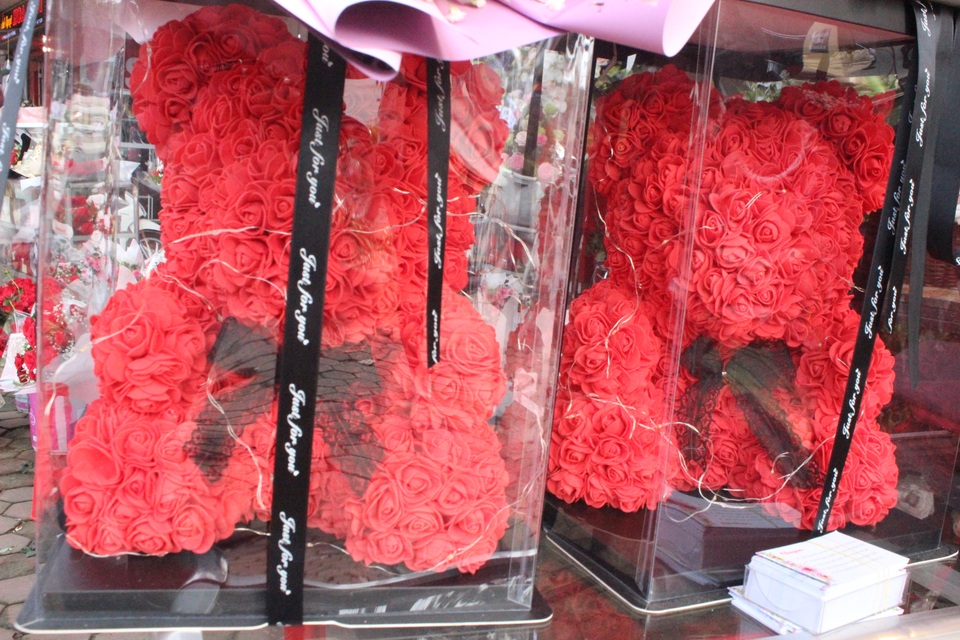 Lo sợ virus Corona, các shop hoa giảm nhập hồng ngoại - 6 Lo sợ virus Corona, các shop hoa giảm nhập hồng ngoại - 6