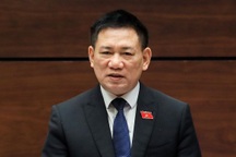 Bộ trưởng Tài chính hé lộ phương án xử lý xe máy "2 giá"