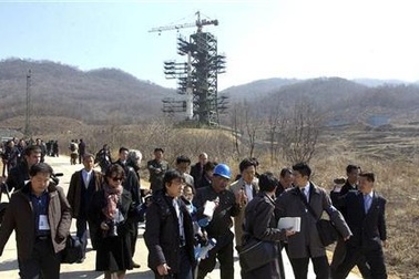 Trung kêu gọi “kiềm chế” sau vụ phóng tên lửa Triều Tiên