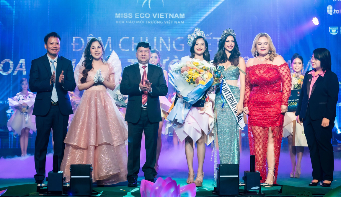 Cô gái đến từ Bến Tre đăng quang Hoa hậu Môi trường Việt Nam - 3 Cô gái đến từ Bến Tre đăng quang Hoa hậu Môi trường Việt Nam - 3