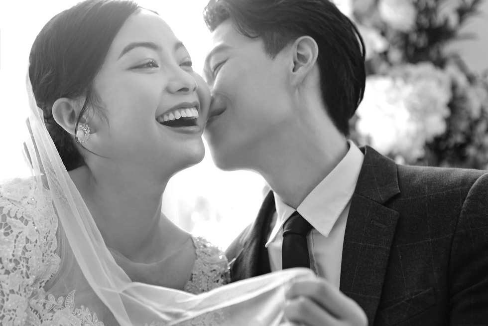Nữ sinh Việt khiến chàng trai Hàn quyết lấy khi đụng độ trên máy bay - 1 Nữ sinh Việt khiến chàng trai Hàn quyết lấy khi đụng độ trên máy bay - 1