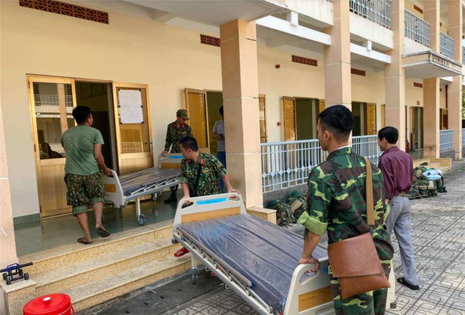 Mỗi ca nhiễm Covid-19, TPHCM phải cách ly 280 người - 2 Mỗi ca nhiễm Covid-19, TPHCM phải cách ly 280 người - 2