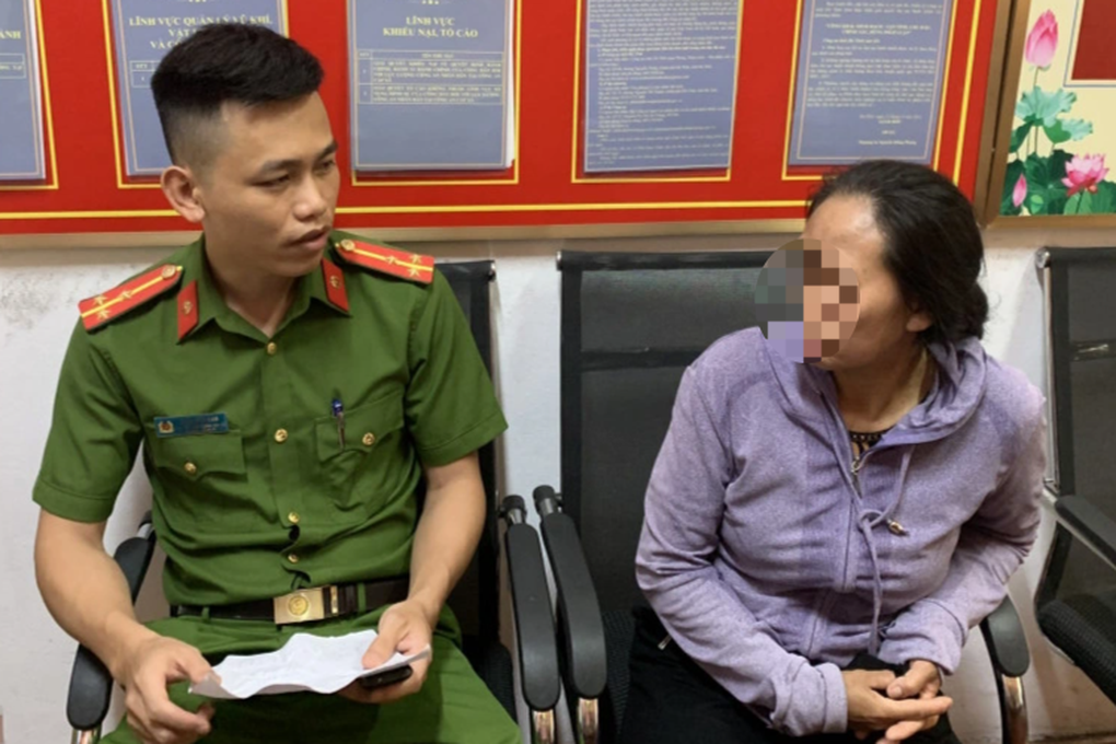 Nghe mẹ nói chuyện trong phòng kín, con gái kịp thời ngăn một vụ lừa đảo - 1 Nghe mẹ nói chuyện trong phòng kín, con gái kịp thời ngăn một vụ lừa đảo - 1