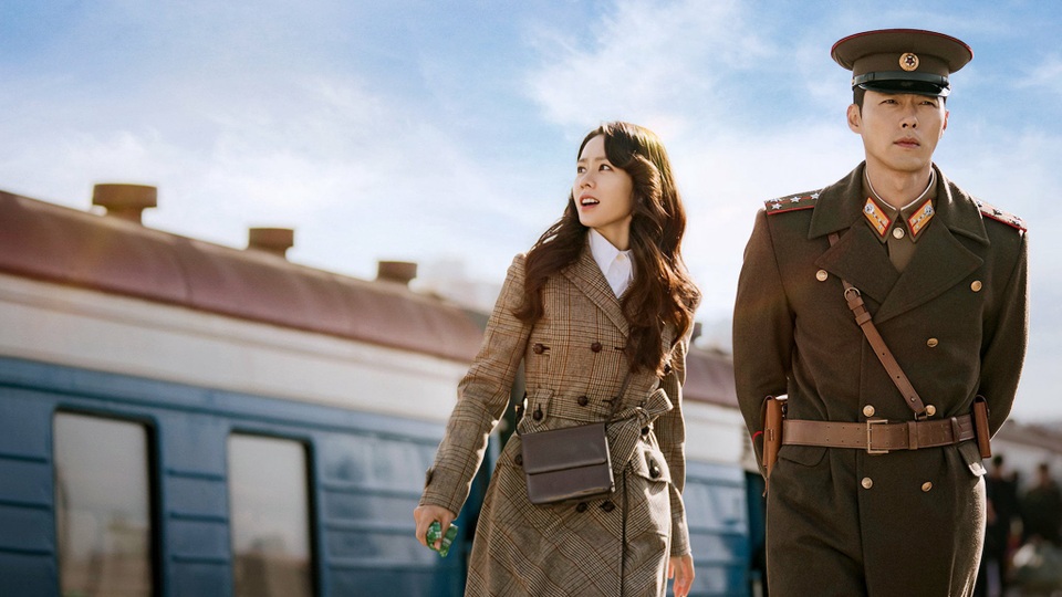 “Lịm tim” với điều ngọt ngào Hyun Bin nói về Son Ye-jin khi đóng “Hạ cánh nơi anh” - 2 “Lịm tim” với điều ngọt ngào Hyun Bin nói về Son Ye-jin khi đóng “Hạ cánh nơi anh” - 2