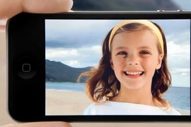 Samsung bị “tố” sao chép ý tưởng quảng cáo của Apple