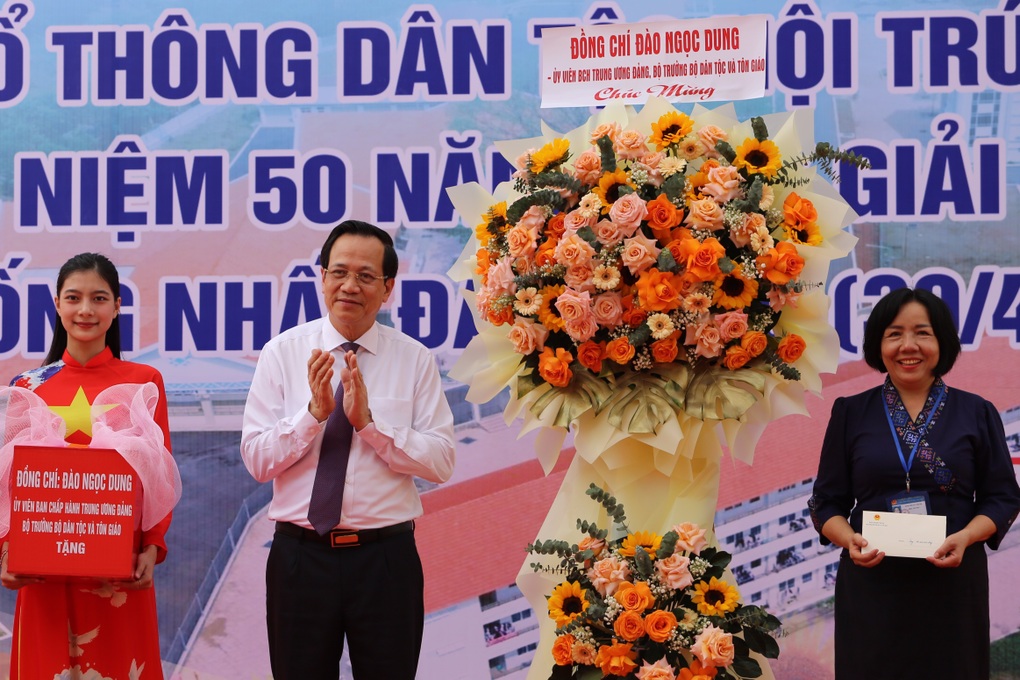 Khánh thành Trường Phổ thông Dân tộc nội trú Đồng Nai 152 tỷ đồng - 1 Khánh thành Trường Phổ thông Dân tộc nội trú Đồng Nai 152 tỷ đồng - 1