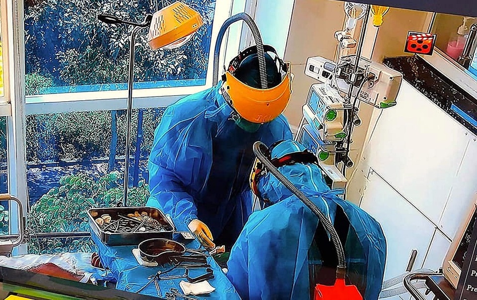 10 bệnh nhân Covid-19 nặng, siêu nặng được cứu sống ngoạn mục - 1 10 bệnh nhân Covid-19 nặng, siêu nặng được cứu sống ngoạn mục - 1