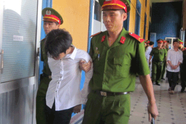 Tăng án chung thân lên tử hình kẻ giết tài xế taxi