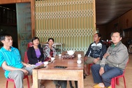 Người dân kinh hãi vì chất thải tràn ra đường, doanh nghiệp nói... bình thường!