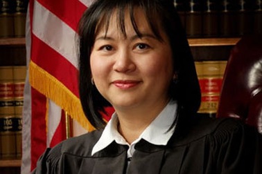 Nữ Thẩm phán Jacqueline Nguyễn, niềm tự hào của người  Việt ở Mỹ