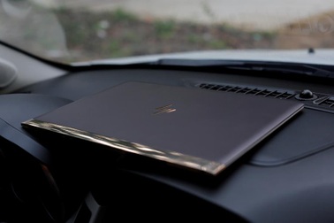 Những yếu tố không thể thiếu của một laptop cho thương gia