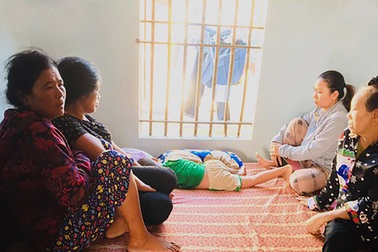 Bị thuyền thúng rơi trúng đầu, một ngư dân tử vong