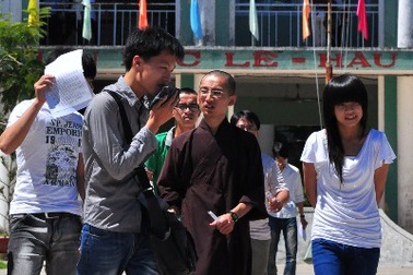 Hai nhà sư quyết tâm thi đỗ ĐH
