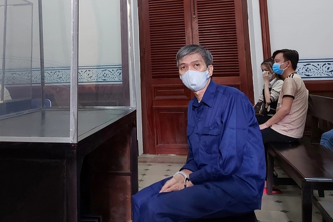 Phạt tù chung thân người đàn ông tạt axit khiến người tình tử vong - 1 Phạt tù chung thân người đàn ông tạt axit khiến người tình tử vong - 1