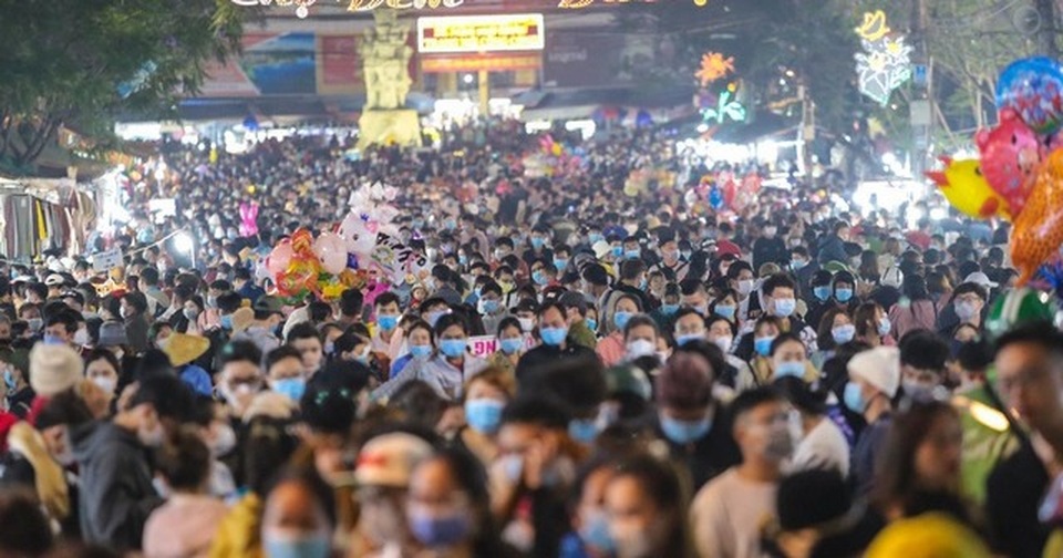 Du khách Việt hối hận vì đi chơi lễ: Chơi không vui còn lo ngay ngáy - 1 Du khách Việt hối hận vì đi chơi lễ: Chơi không vui còn lo ngay ngáy - 1