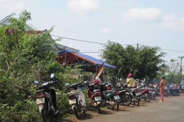 Đi tìm con mất tích, nhận tin con chết đuối