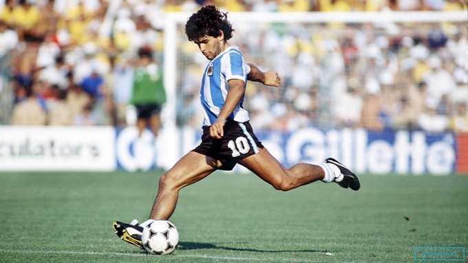 Maradona - sự tương phản trong một thiên tài - Ảnh 1.