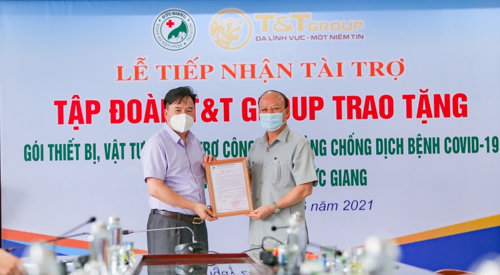 TT Group tài trợ 7 tỷ đồng giúp Bệnh viện Đức Giang chống dịch Covid-19 - 2 TT Group tài trợ 7 tỷ đồng giúp Bệnh viện Đức Giang chống dịch Covid-19 - 2