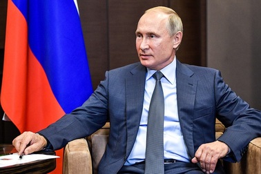 Tổng thống Putin: Nga phải đáp trả lá chắn tên lửa Mỹ gần biên giới