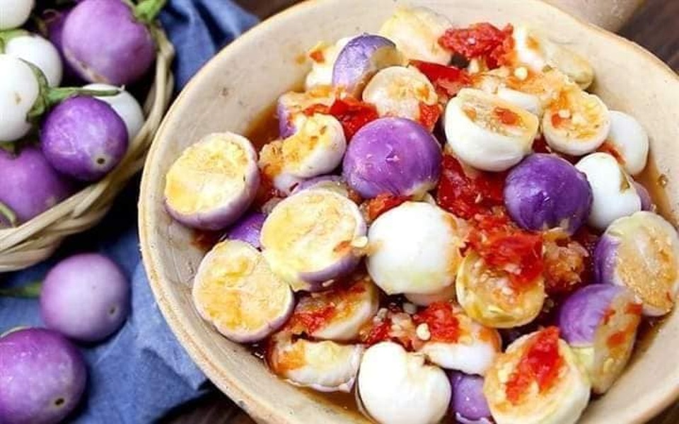 Tránh dịch, giám đốc, bà chủ... đi bán dưa mắm cà - 6 Tránh dịch, giám đốc, bà chủ... đi bán dưa mắm cà - 6