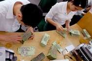 Chính phủ lên kế hoạch chi trên 270.000 tỷ đồng để trả nợ