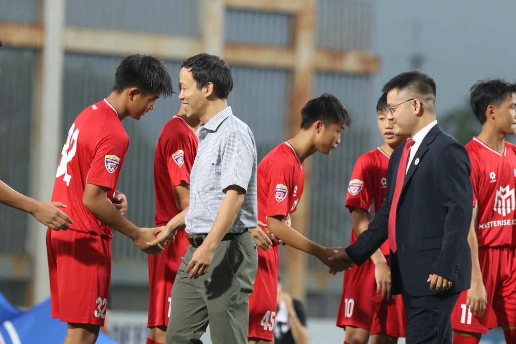Khai mạc VCK giải bóng đá vô địch U15 Quốc gia 2025 - 1 Khai mạc VCK giải bóng đá vô địch U15 Quốc gia 2025
