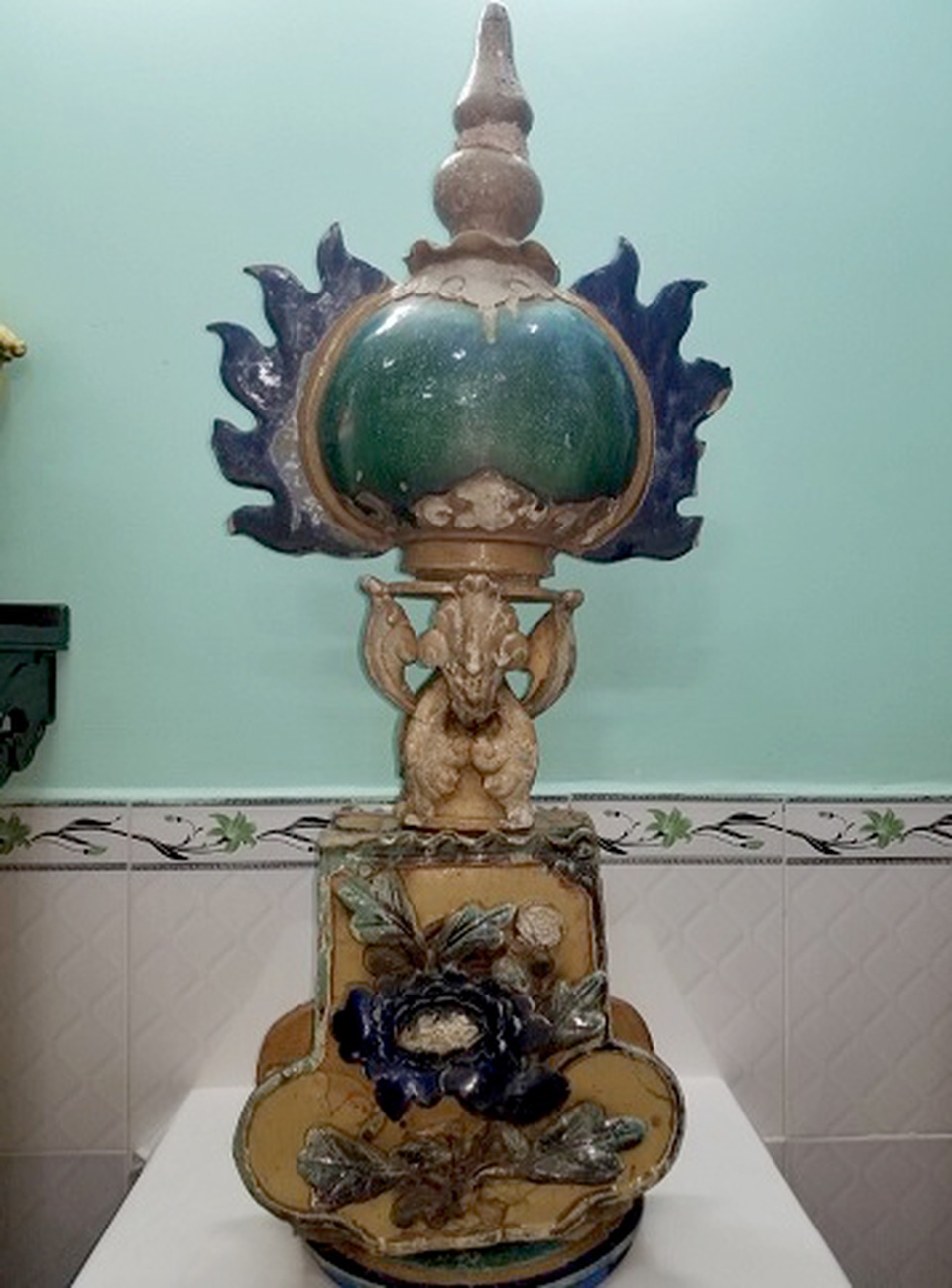 Trộm cổ vật trị giá 350 triệu đồng, mang đi bán... 13 triệu đồng - 1 Trộm cổ vật trị giá 350 triệu đồng, mang đi bán... 13 triệu đồng - 1