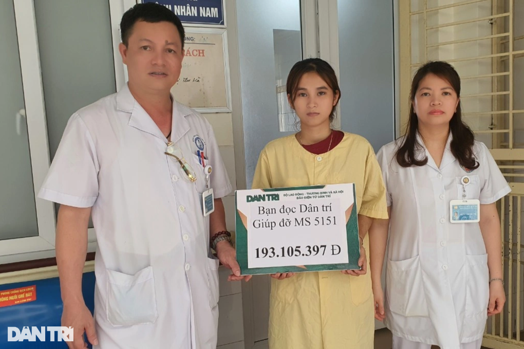 Hơn 400 triệu đồng đến với người đàn ông bị bỏng điện - 1 Hơn 400 triệu đồng đến với người đàn ông bị bỏng điện - 1
