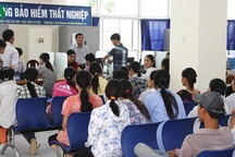 Cử nhân thất nghiệp: Do ảo tưởng về bản thân?