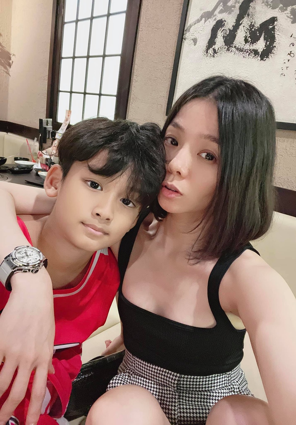 Lo ngại dịch, Lệ Quyên không cho con trai về Hà Nội đón Tết cùng bà ngoại - 2 Lo ngại dịch, Lệ Quyên không cho con trai về Hà Nội đón Tết cùng bà ngoại - 2