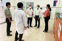 Bị bệnh nhân cấp cứu bức xúc, một bệnh viện ở TPHCM phải "rút kinh nghiệm"