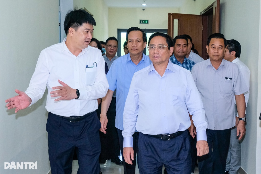Thủ tướng: Nhiều gia đình mòn mỏi tìm người thân qua tờ giấy báo tử bạc màu - 2 Thủ tướng: Nhiều gia đình mòn mỏi tìm người thân qua tờ giấy báo tử bạc màu - 2