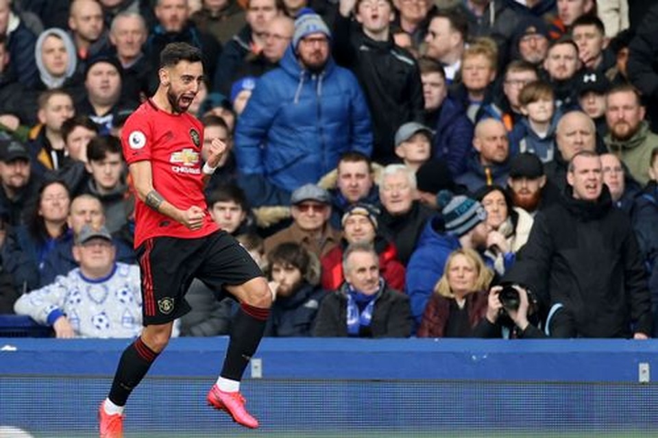 Những khoảnh khắc Man Utd kiếm một điểm vất vả trên sân Everton - 9 Những khoảnh khắc Man Utd kiếm một điểm vất vả trên sân Everton - 9