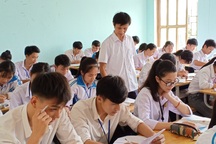 Thầy giáo làng thầm lặng sau những tấm bằng khen quốc gia